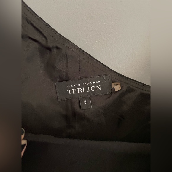 Rickie Freeman for Teri Jon Black Swirled Ruffled Sheath Dress Size 8 - Picture 4 of 6